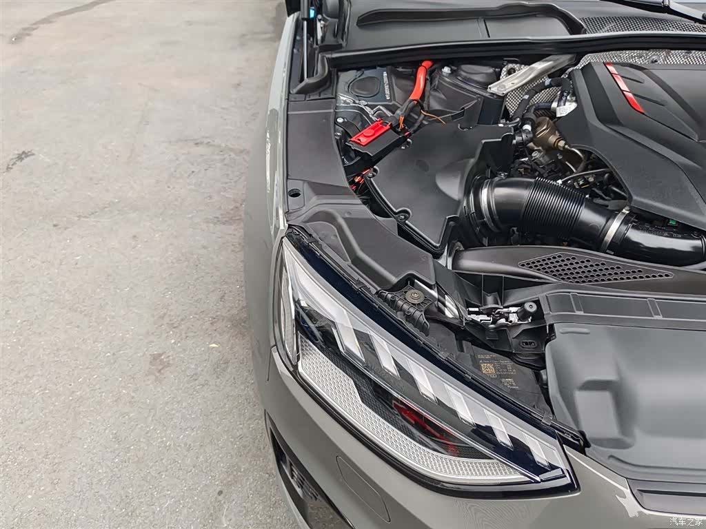 Audi S4, 1900 17