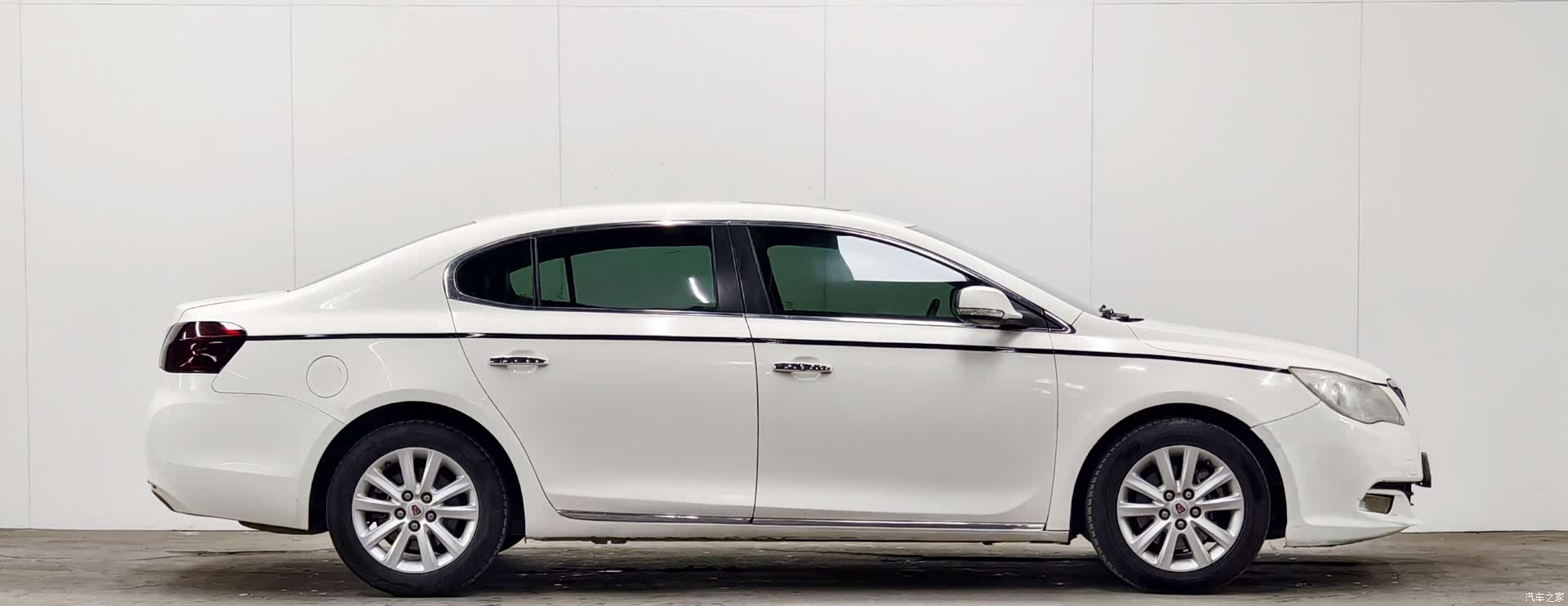 Roewe 950, 2013 8