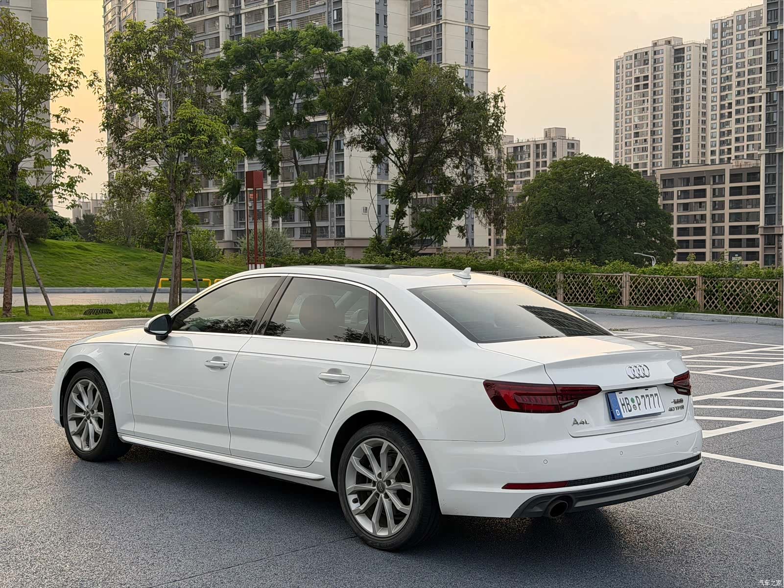 Audi A4L, 2018 13