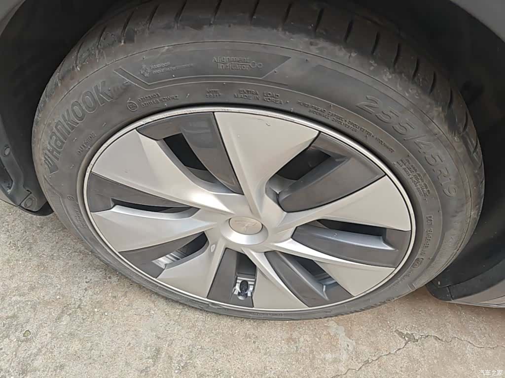 Tesla Model Y, 2021 23