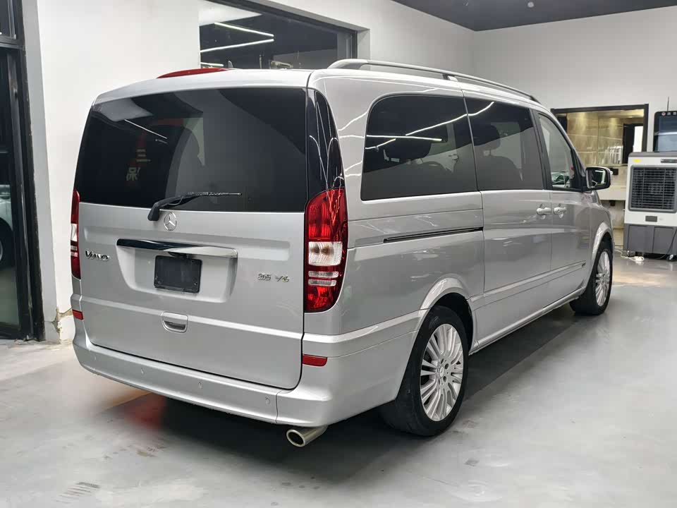 Mercedes-Benz Viano