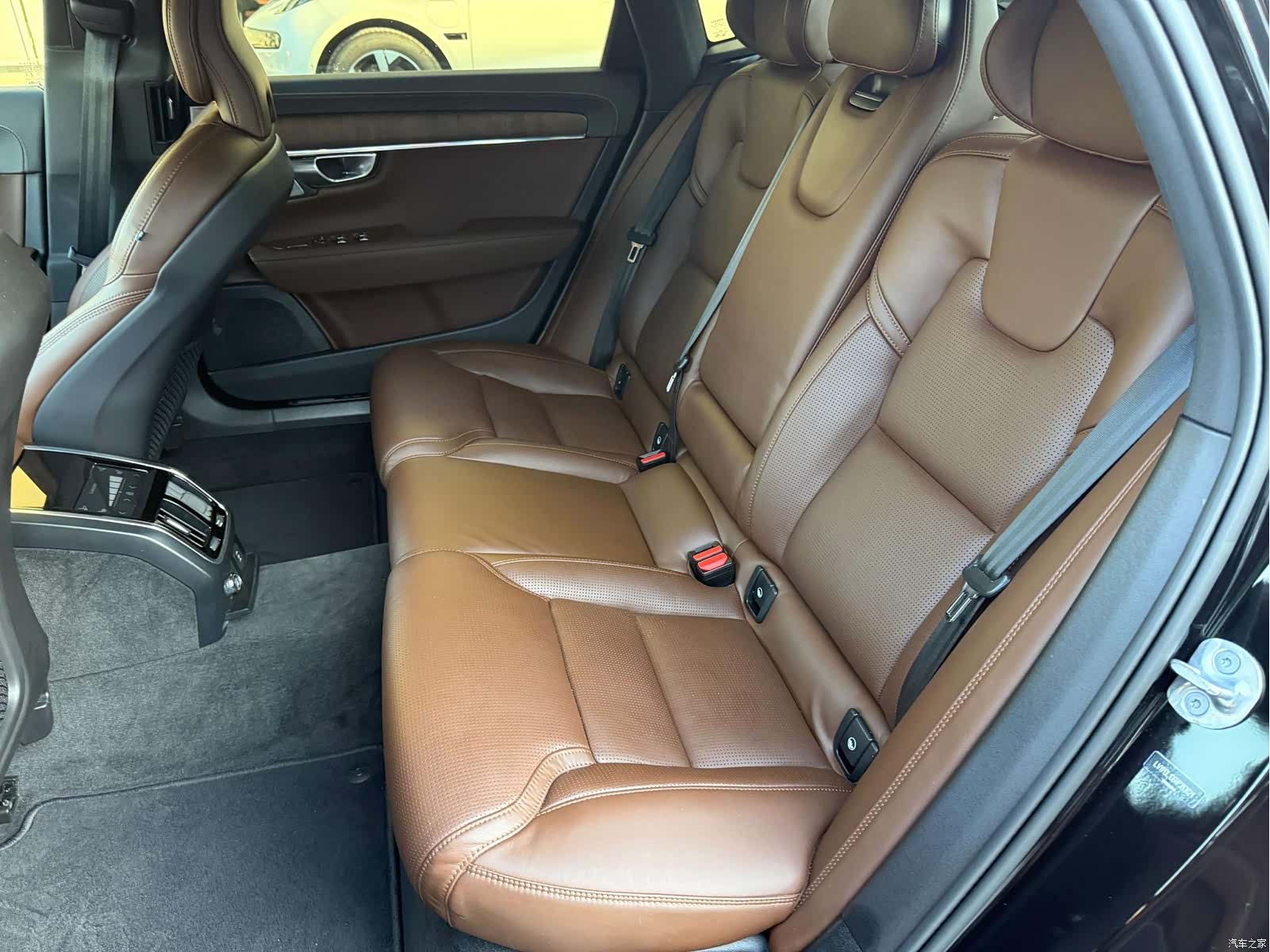 Volvo S90, 2023 18
