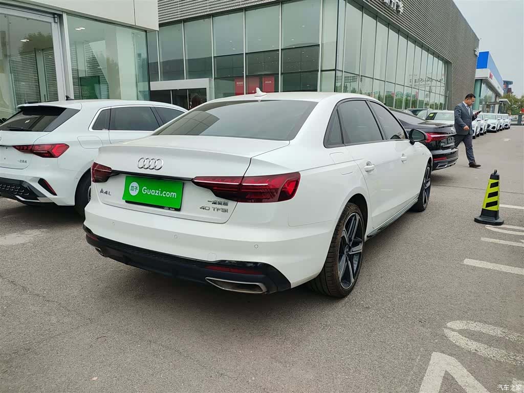 Audi A4L, 2023 7
