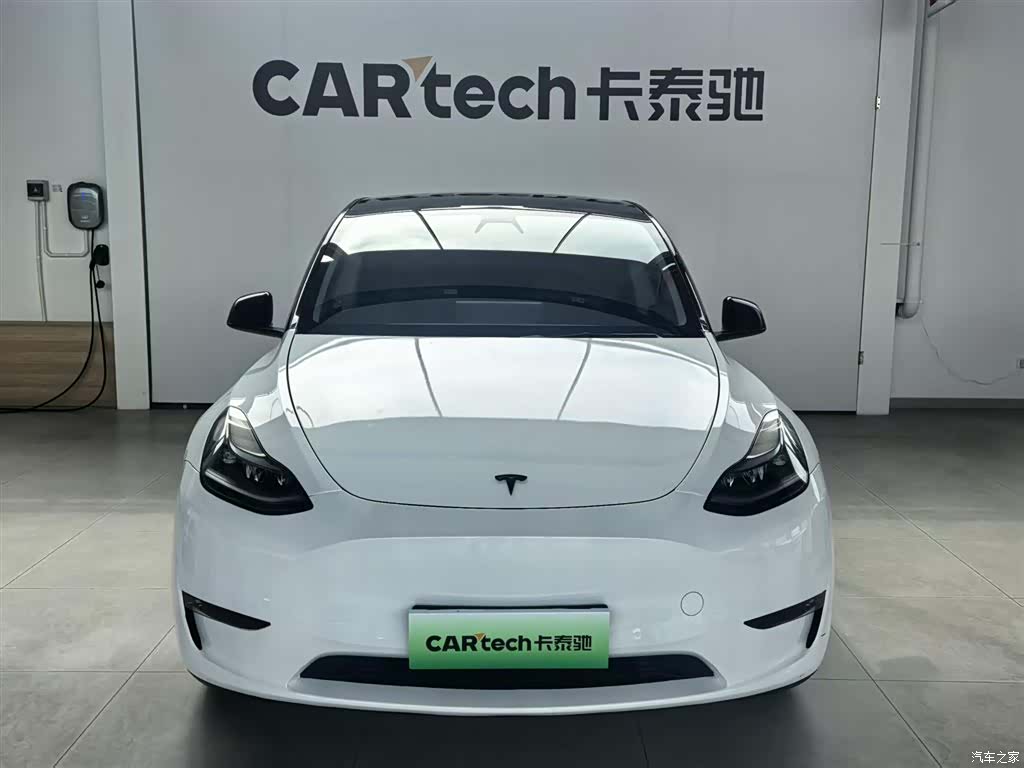 Tesla Model Y, 2021 2