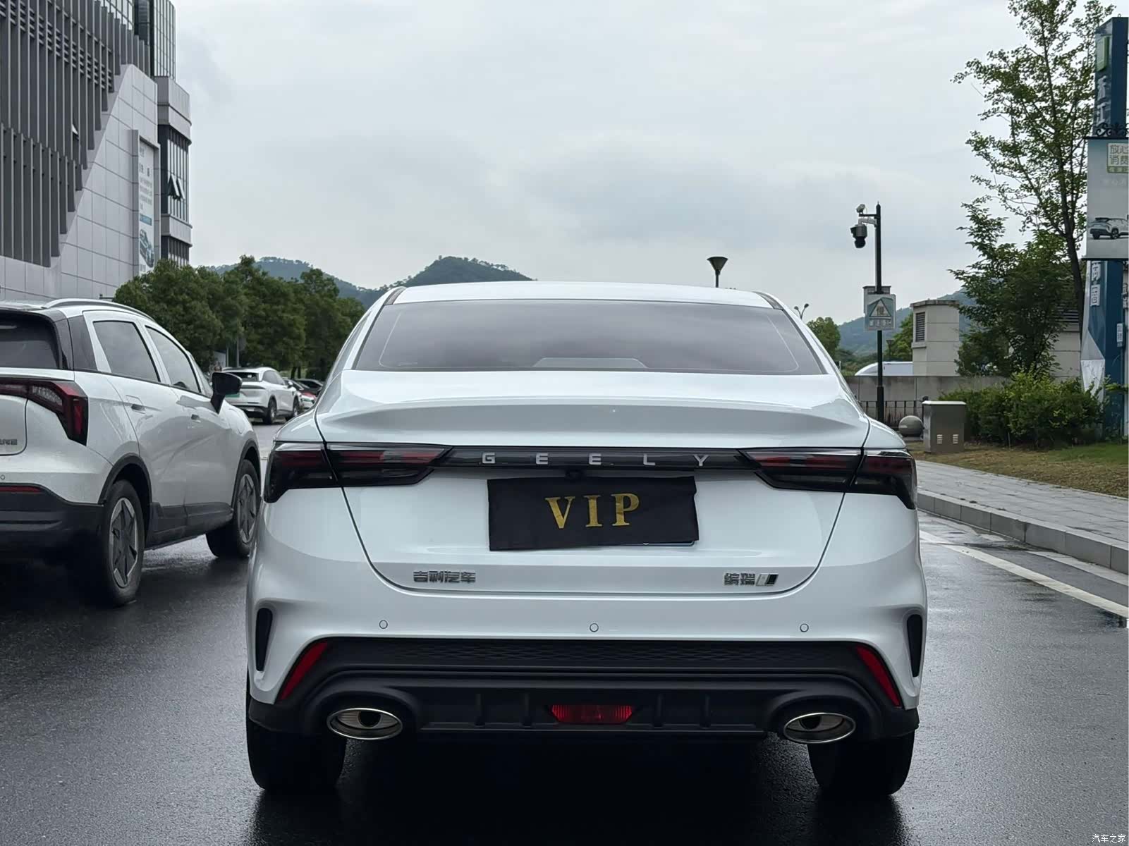 Geely Binray, 2025 14