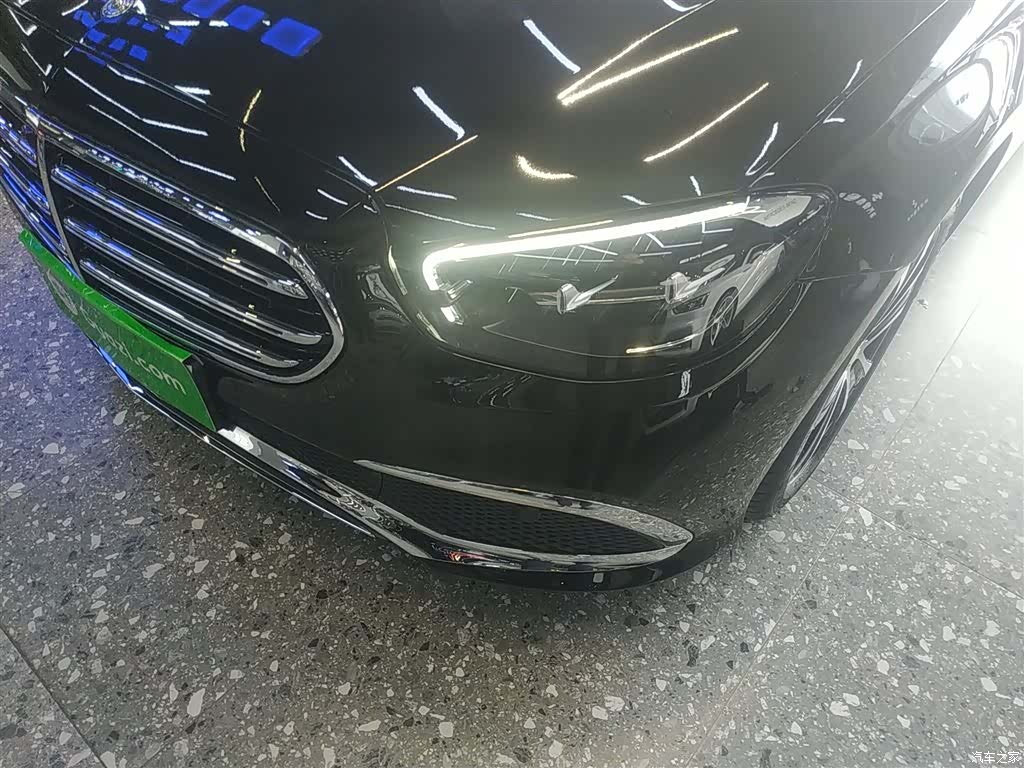 Mercedes-Benz E-Class, 2022 18