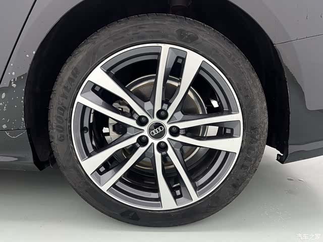 Audi A6L, 2025 17