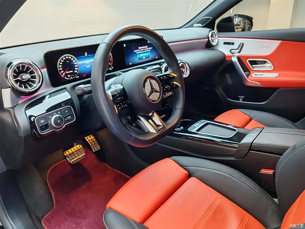 Mercedes-Benz A-Class, 2025 10