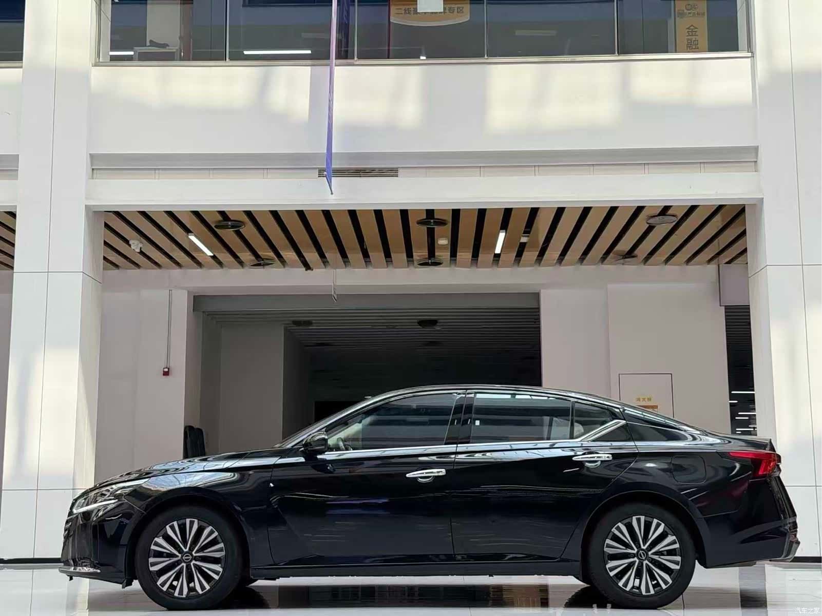 Nissan Teana, 2023 8