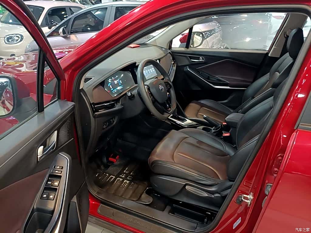 Changan CS15, 2019 16