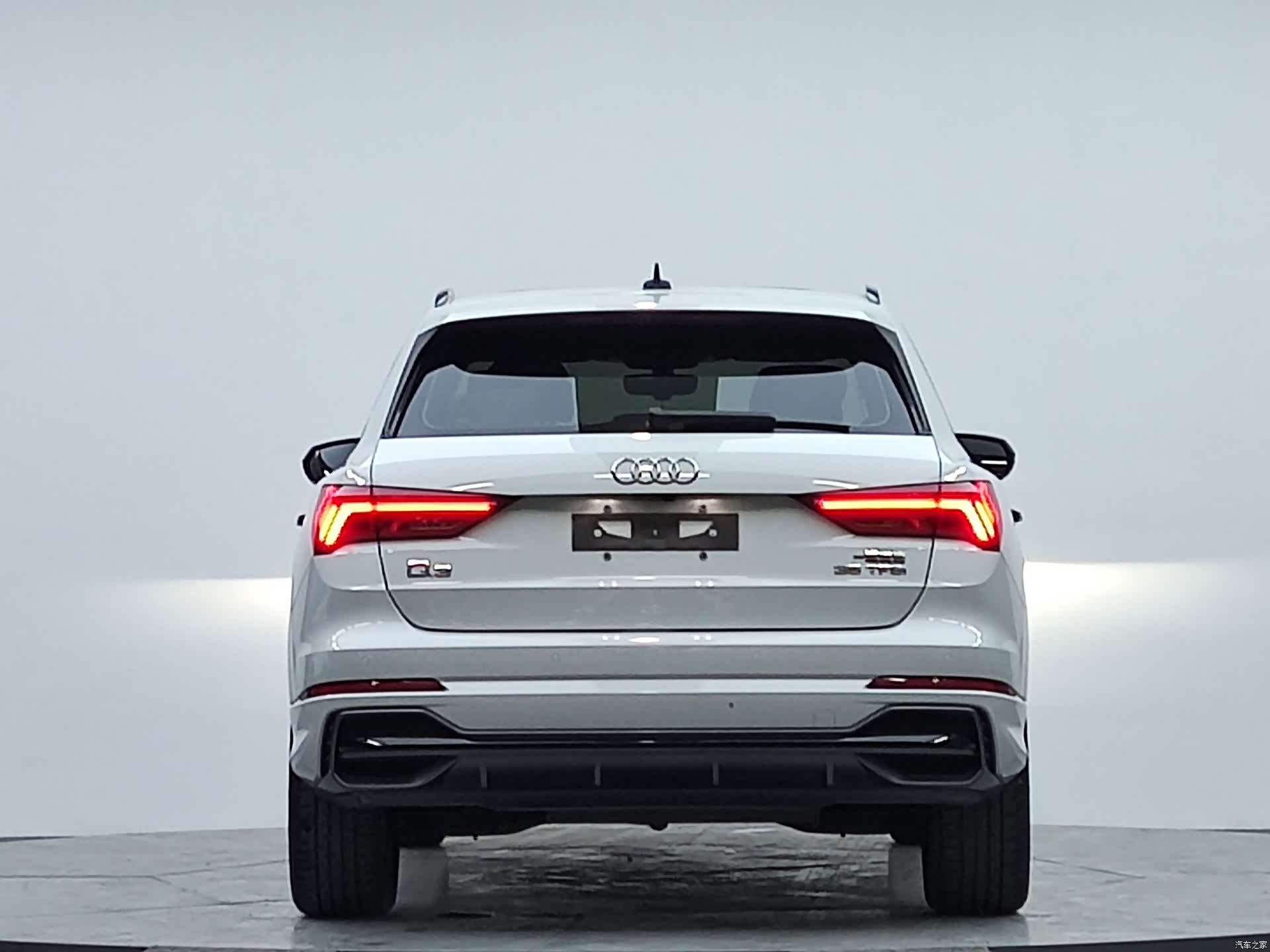Audi Q3, 2022 6