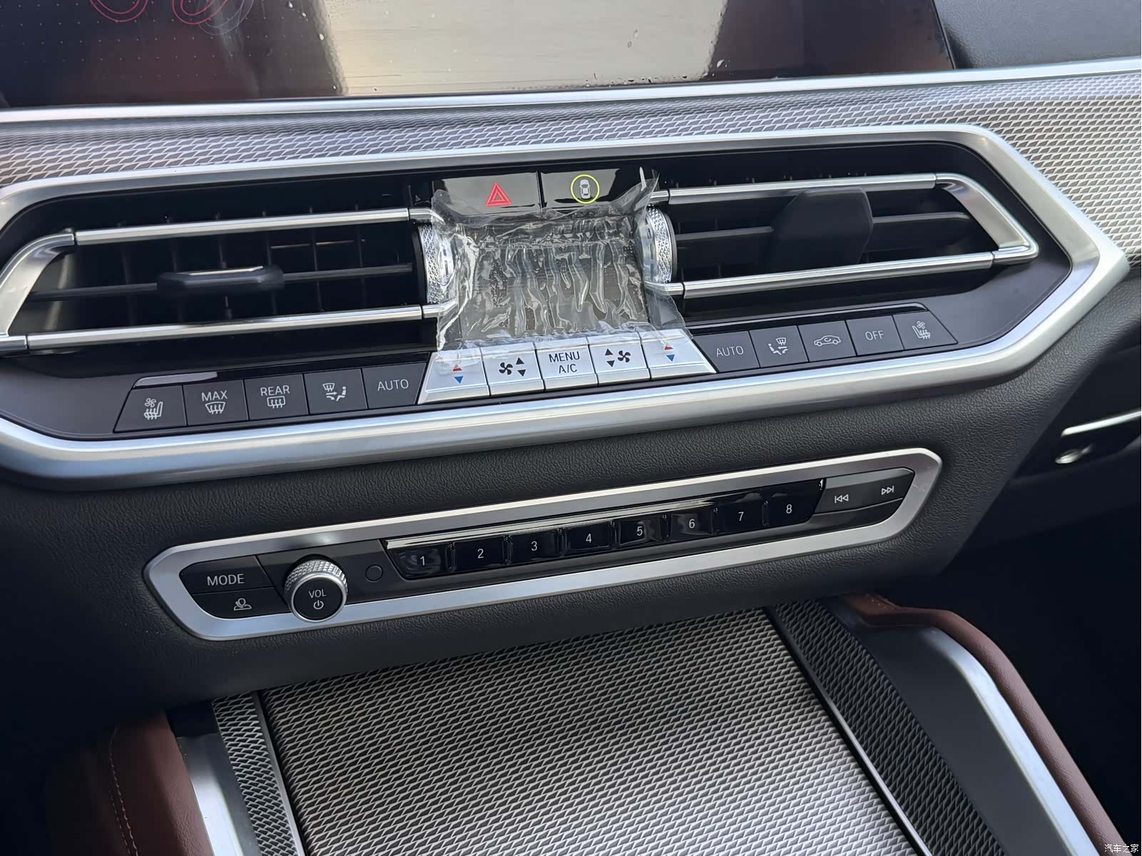 BMW X6, 2022 11