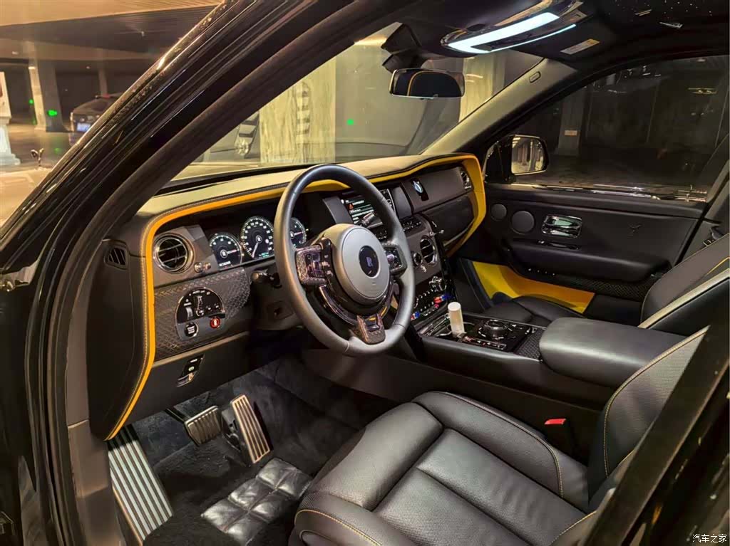Rolls-Royce Cullinan, 2021 10