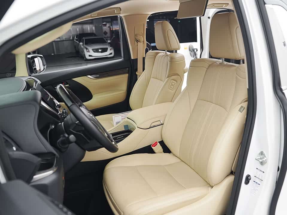 Toyota Elfa Toyota Elfa