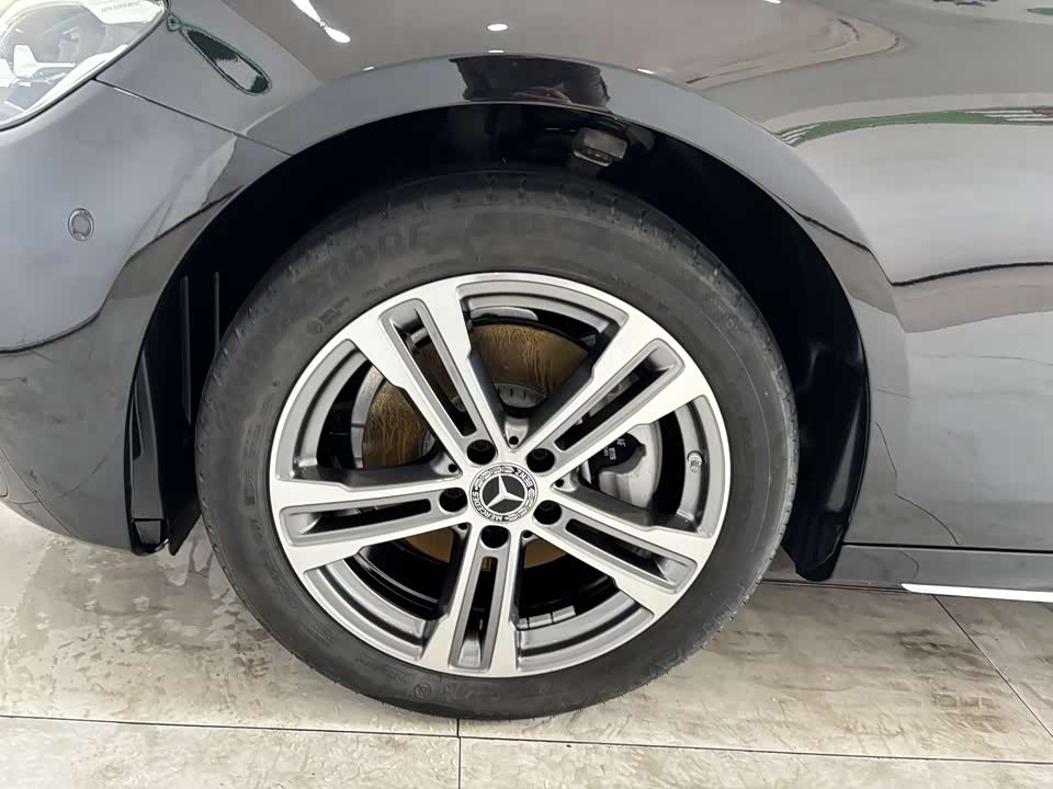 Mercedes-Benz E-class Mercedes-Benz E-class