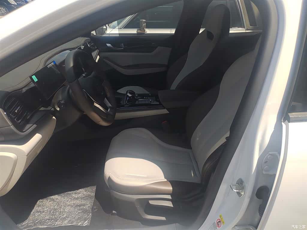 BYD Qin, 2024 11