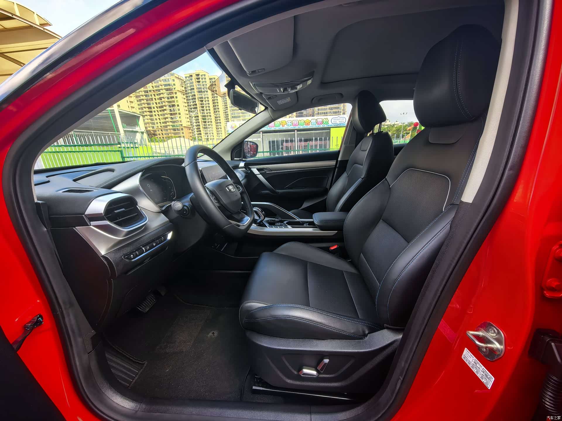 Geely Coolray, 2021 все фото