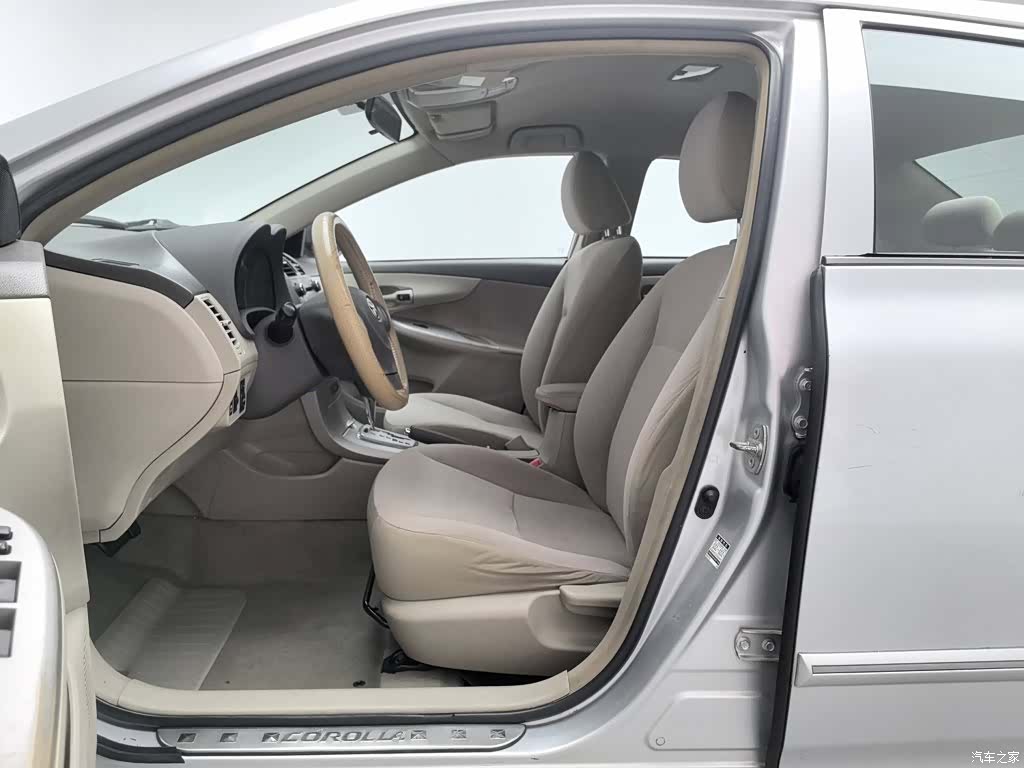 Toyota Corolla, 2010 10