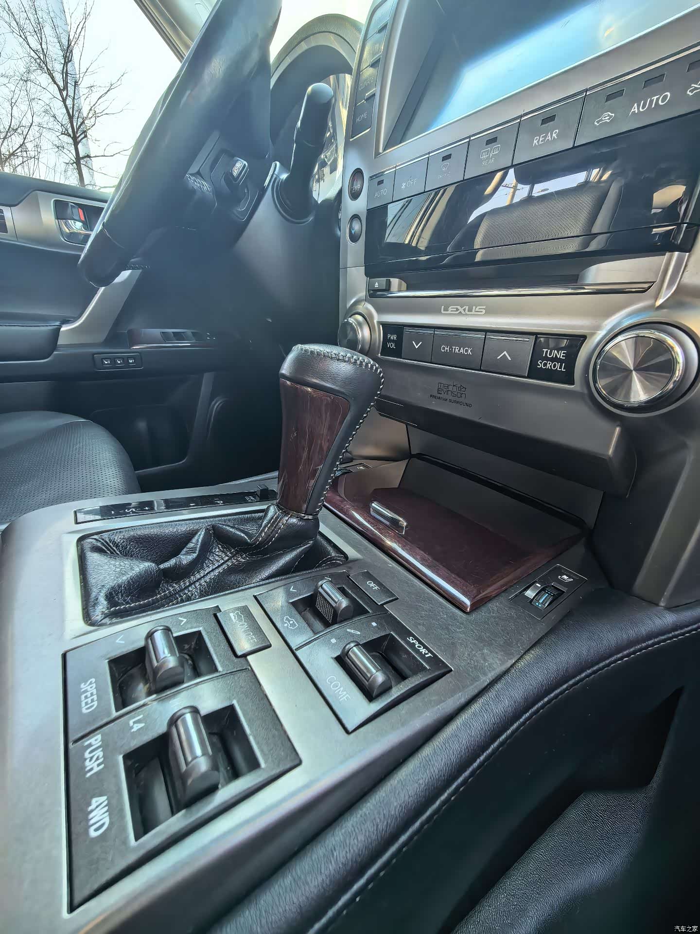 Lexus GX, 2016 12