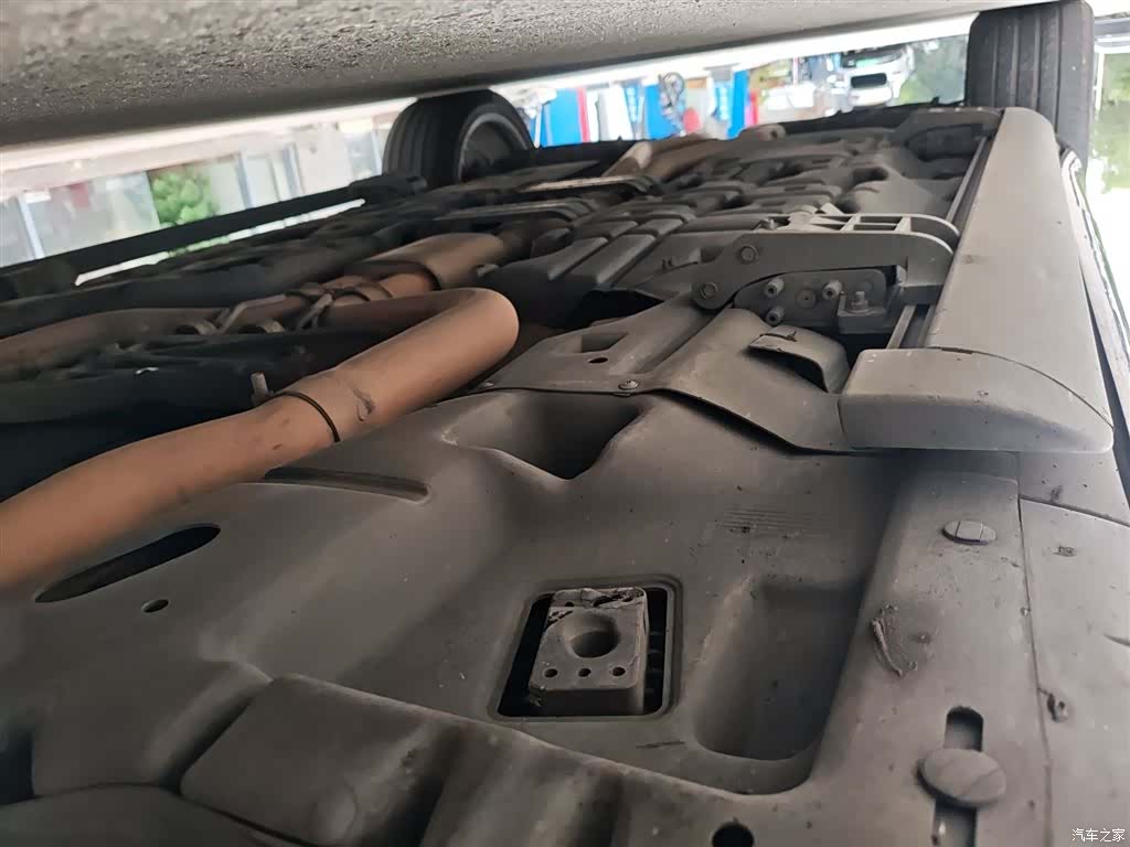 Maserati Levante, 2017 19
