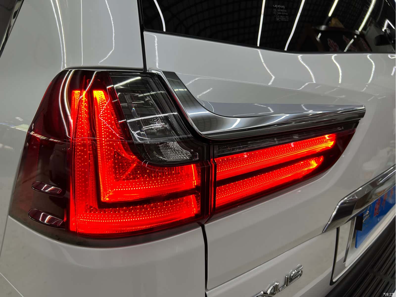 Lexus LX, 2017 14