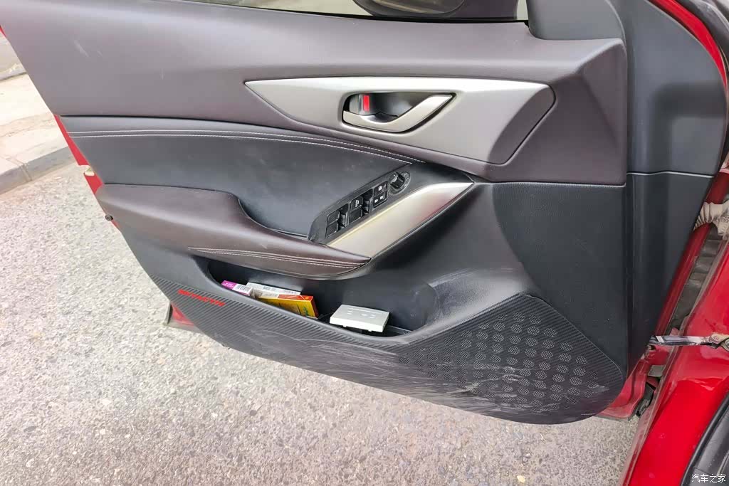 Mazda CX-4, 2017 7