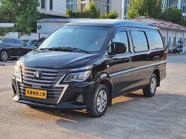 Forthing Lingzhi 2024 — купить из Китая под заказ