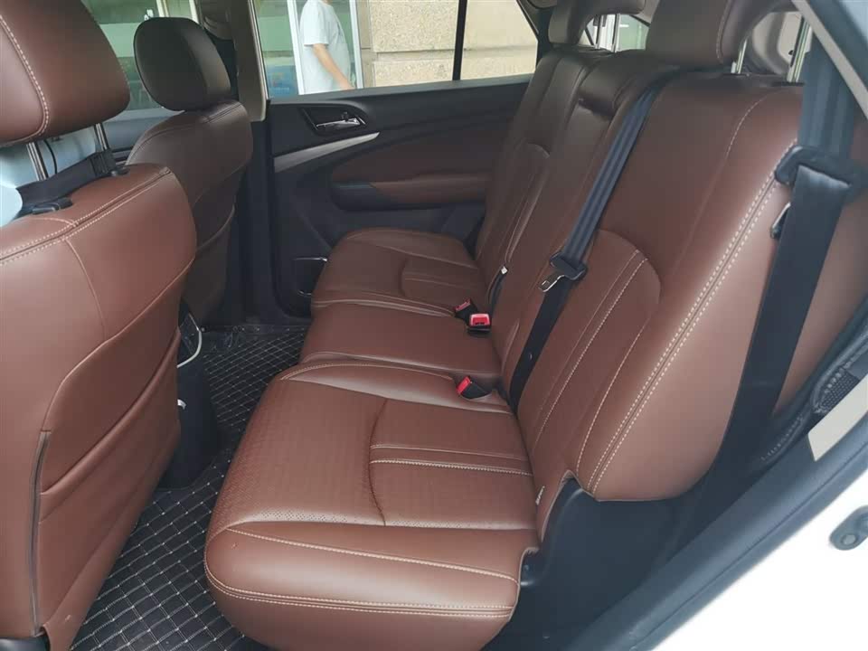 BYD S7