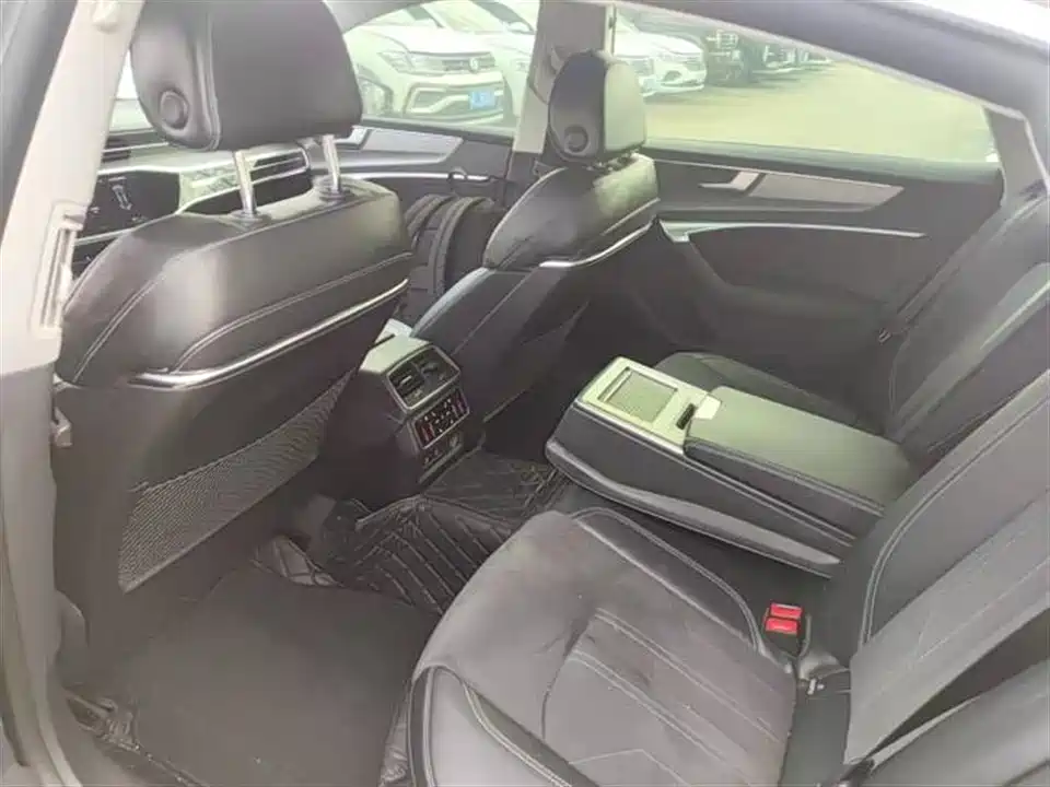 Audi A7L Audi A7L