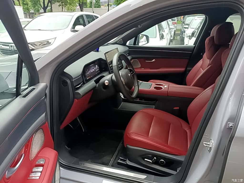 AITO M5, 2025 16