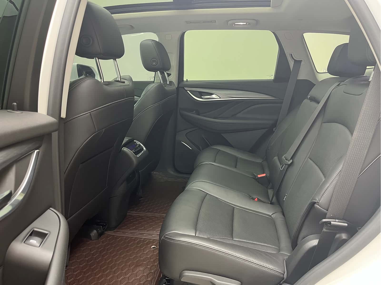 Buick Enclave, 2021 9