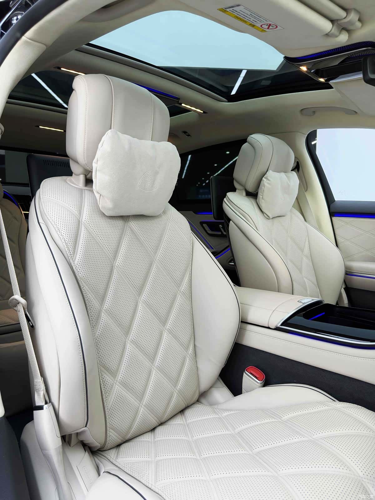 Maybach S-Class, 2024 14