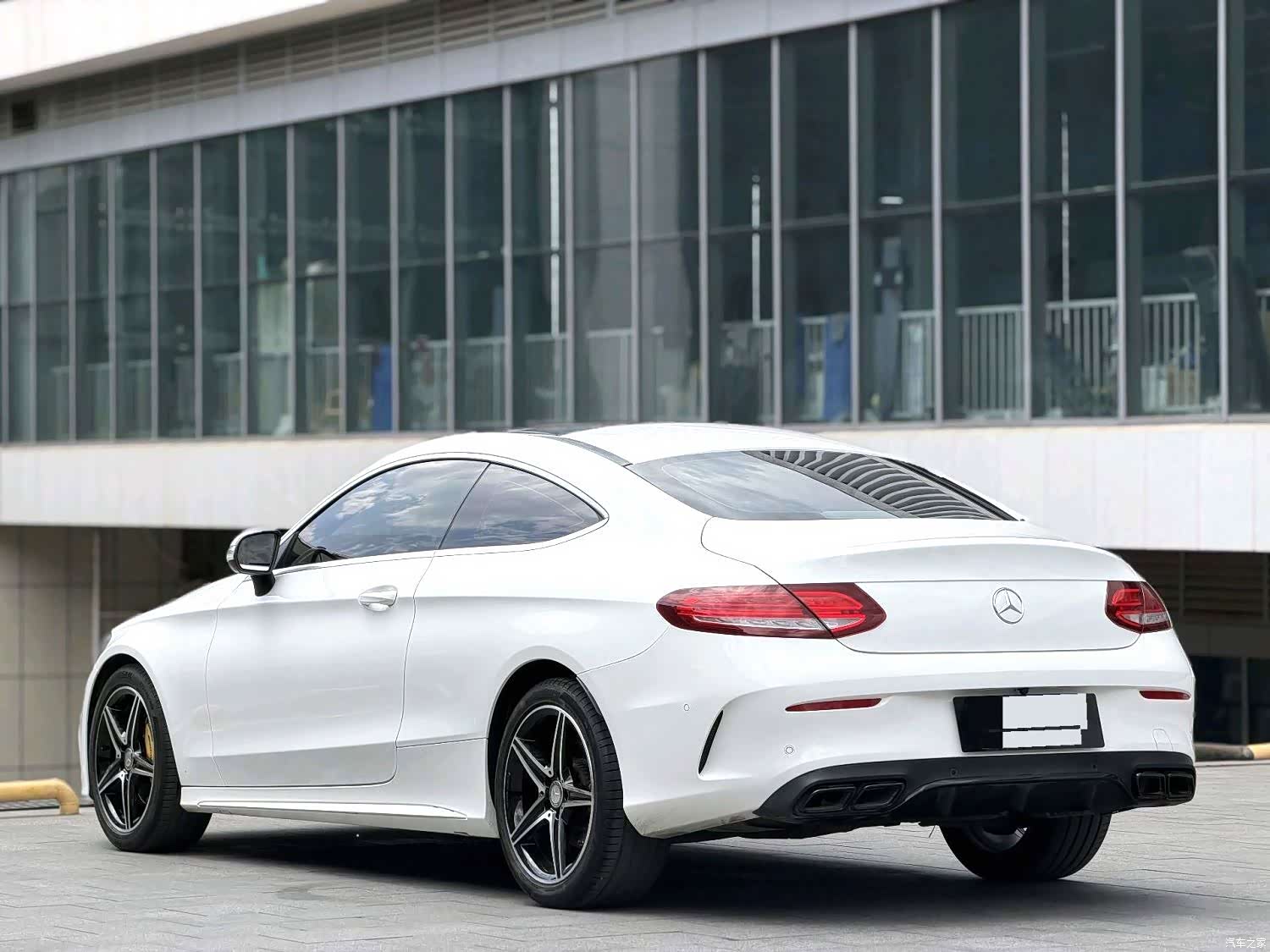 Mercedes-Benz C-Class, 2016 8