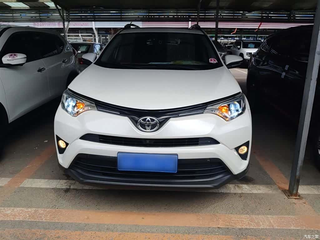 Toyota RAV4, 2017 3