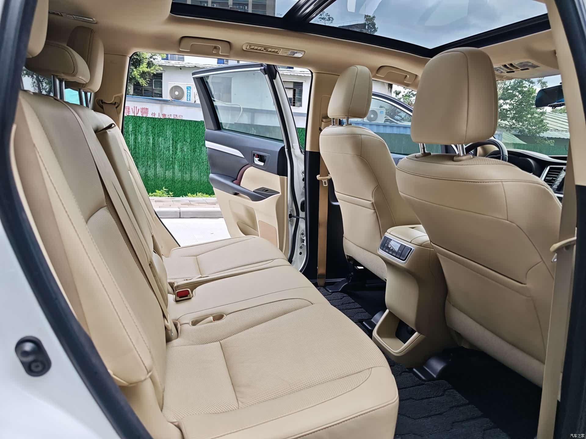 Toyota Highlander, 2015 10