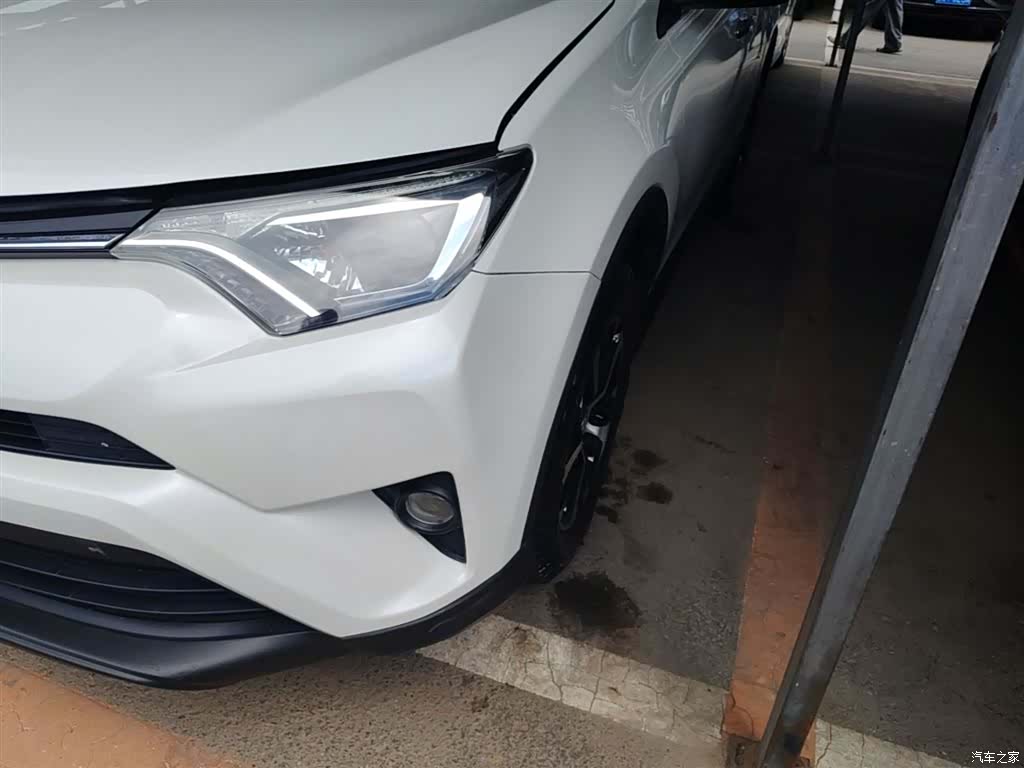 Toyota RAV4, 2017 24