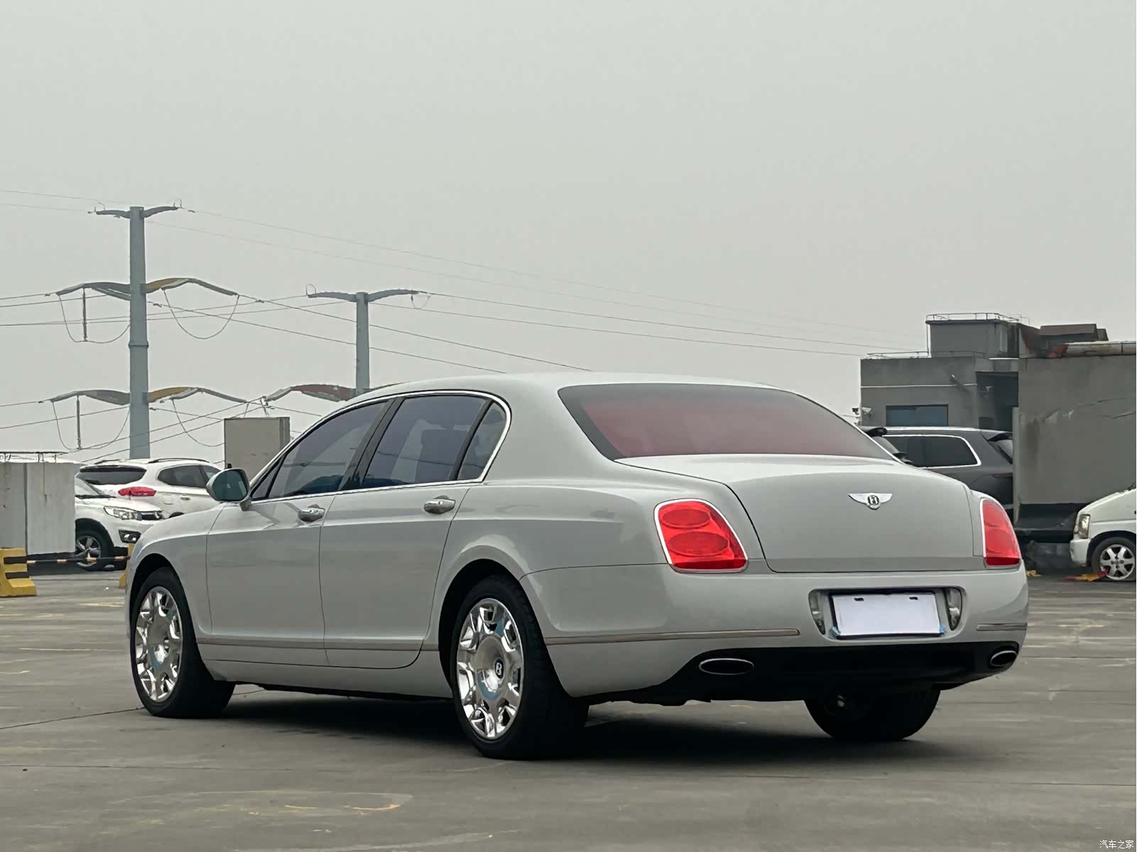 Bentley Flying Spur, 2013 6