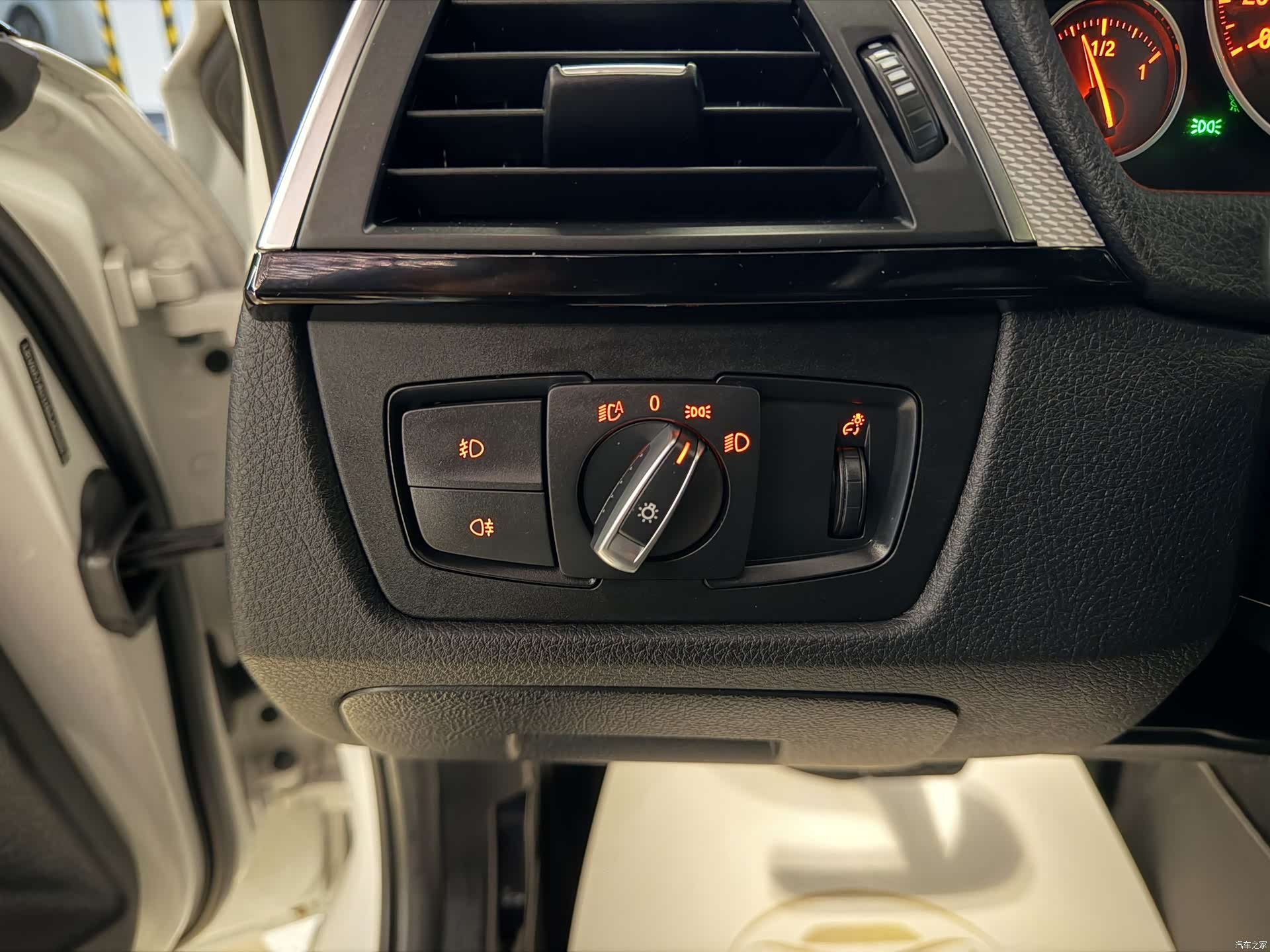 BMW 3 Series, 2017 7