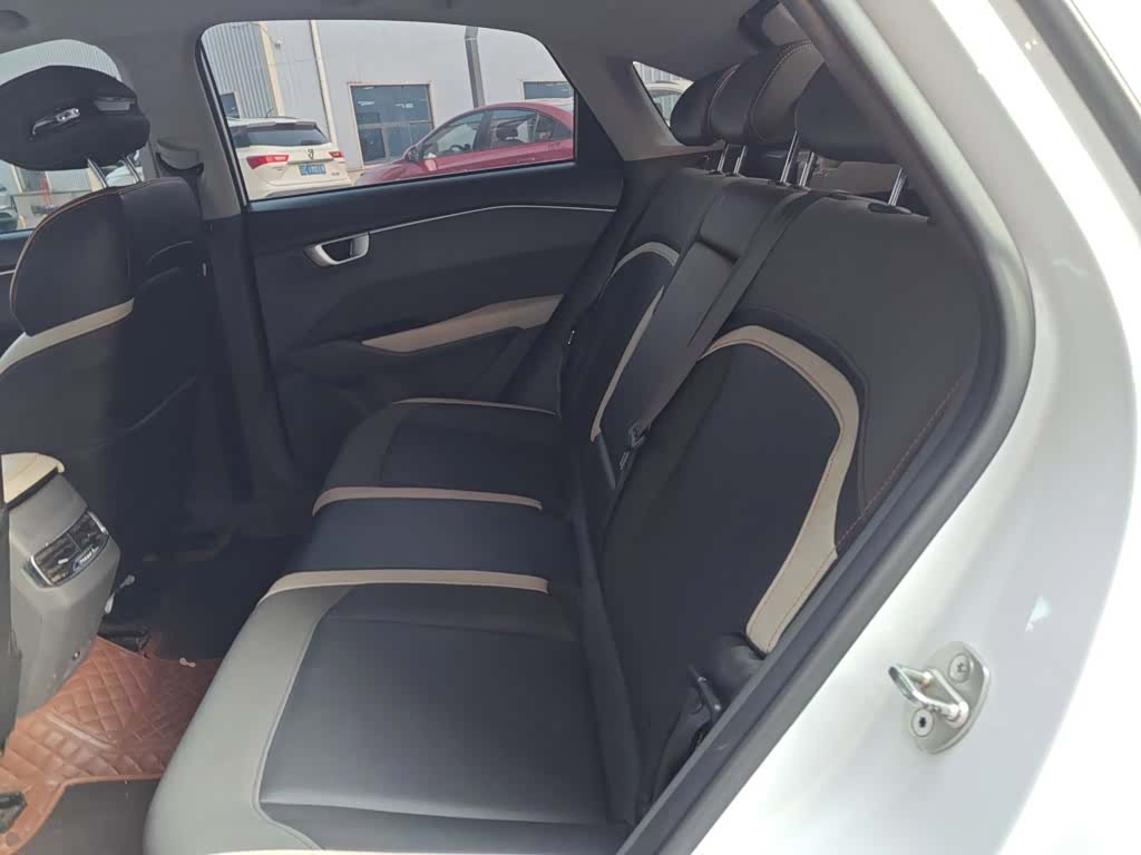 Wuling RC-6, 2020 13