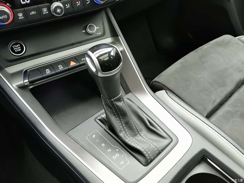 Audi Q3, 2020 13