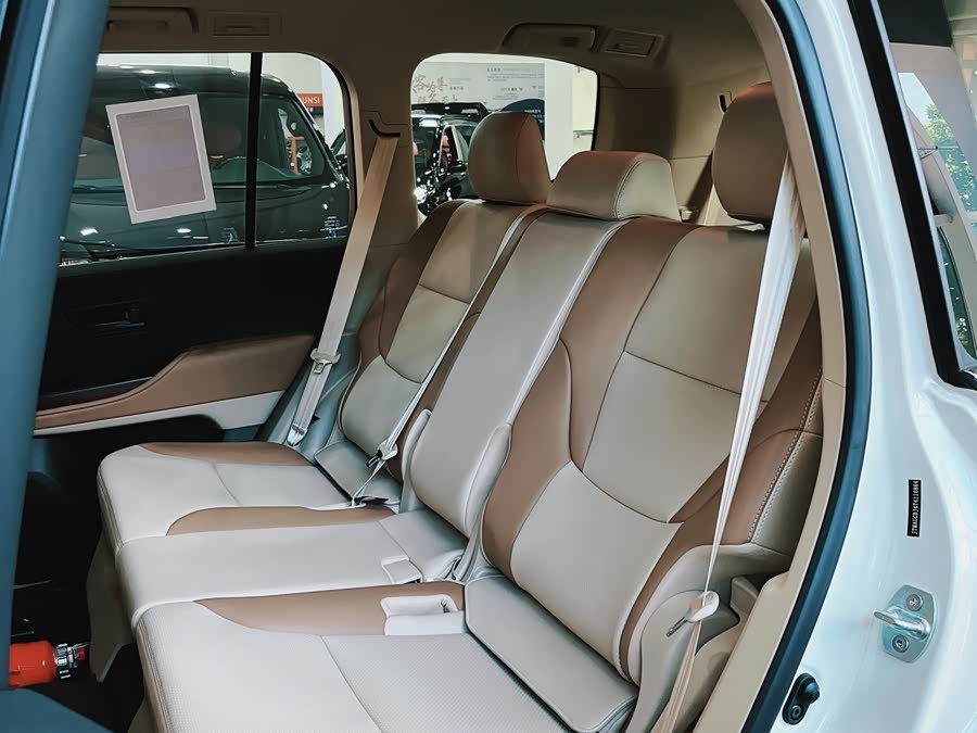 Toyota Land Cruiser 2026, фото 7