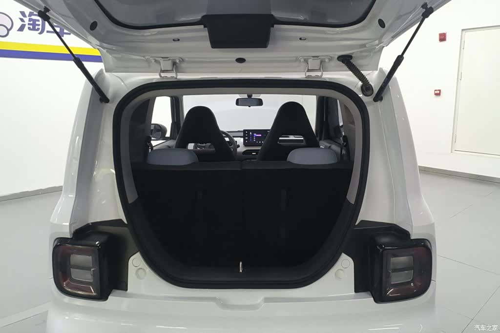 Geely Panda, 2025 4