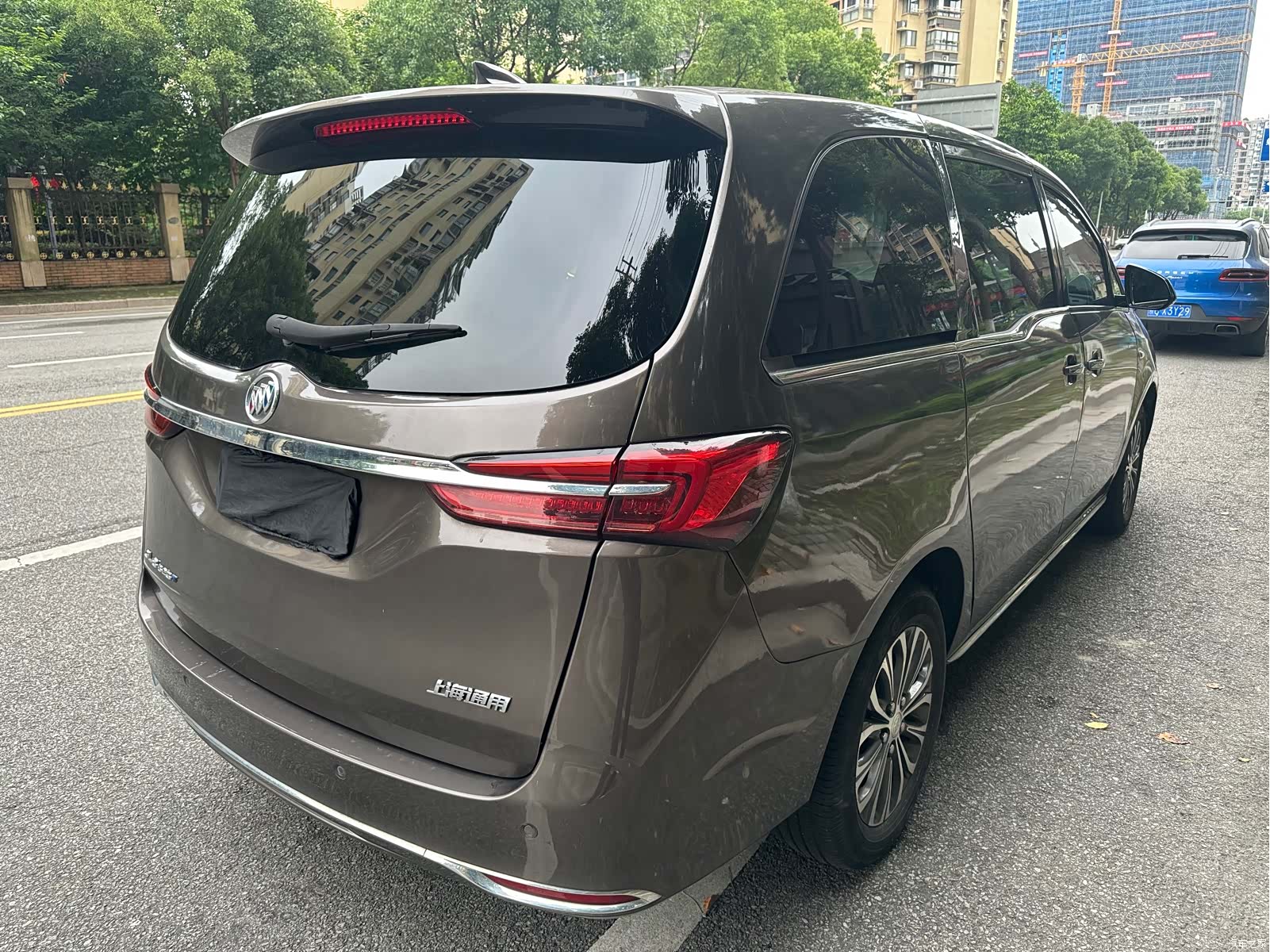 Buick GL8, 2022 8