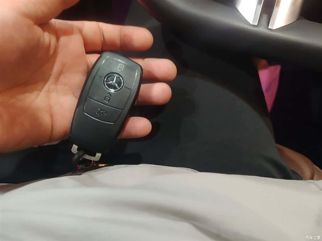 Mercedes-Benz E-Class, 2021 9