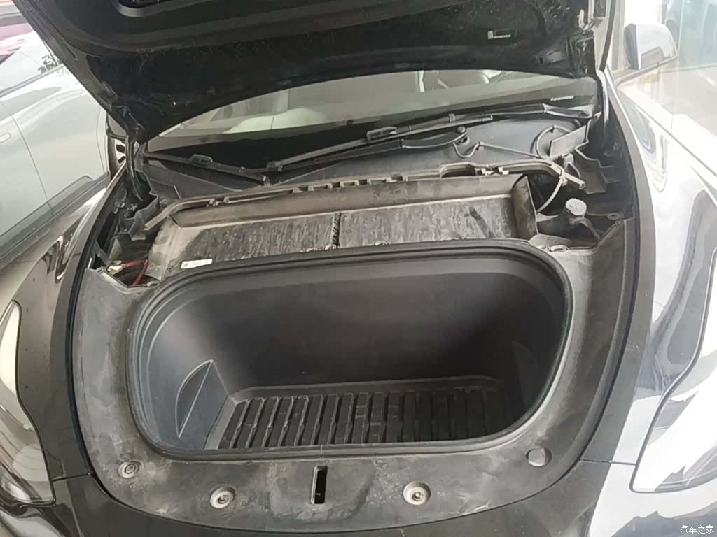 Tesla Model Y, 2022 20