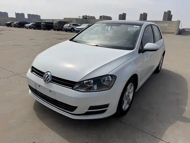 Volkswagen Golf 2015 — купить из Китая под заказ