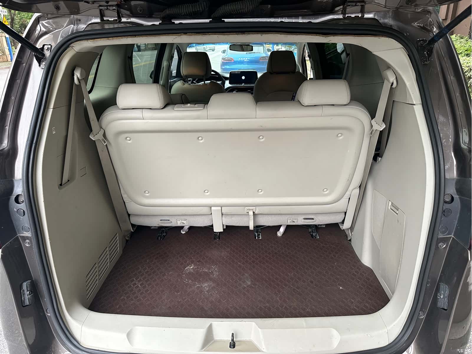Buick GL8, 2022 12