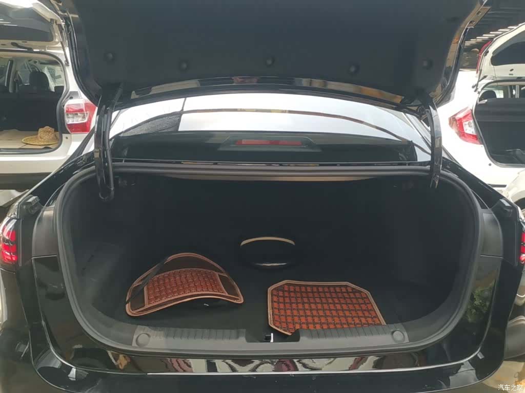Geely 6, 2025 19