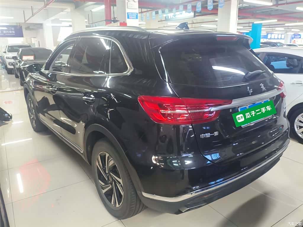 Hongqi HS5, 2022 все фото
