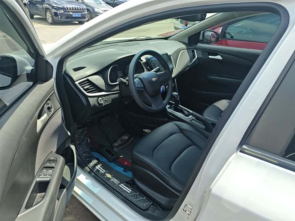 Chevrolet 320, 2018 16